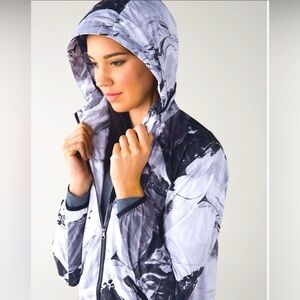 Lululemon *Miss Misty Jacket II* with Hood